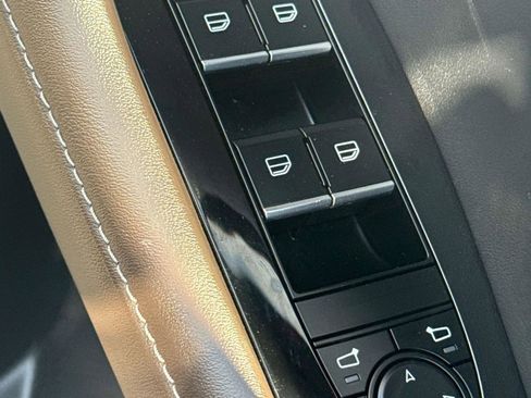 Certified 2025 MAZDA CX-30 AWD 2.5 S w/ Premium Package image 24