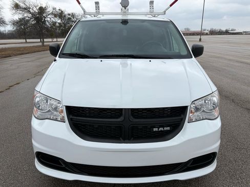 Used 2013 RAM C/V Tradesman image 24