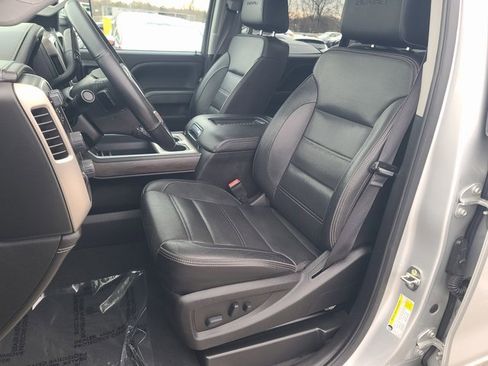 Used 2019 GMC Sierra 2500 Denali w/ Duramax Plus Package image 14