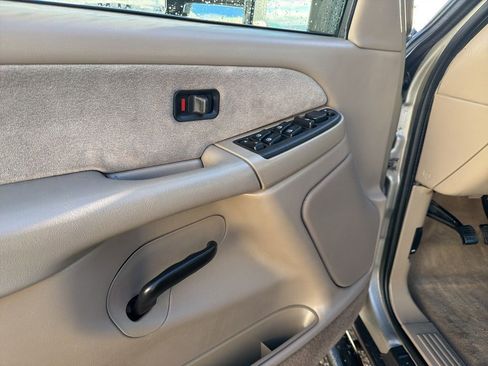 Used 2003 Chevrolet Silverado 2500 LS w/ Skid Plate Package image 18