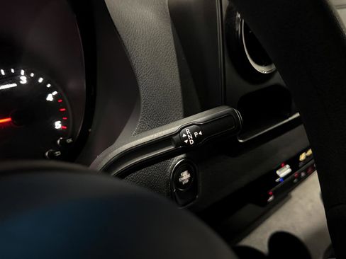 Used 2019 Mercedes-Benz Sprinter 2500 image 11