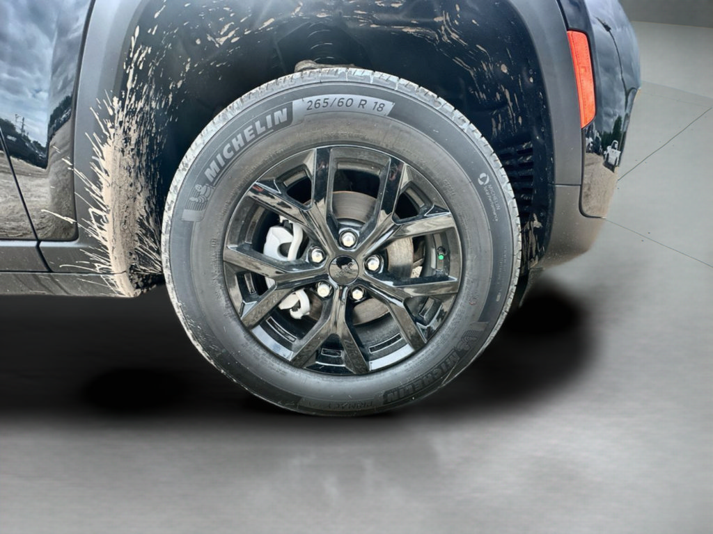 New 2025 Jeep Grand Cherokee Altitude RWD image 47