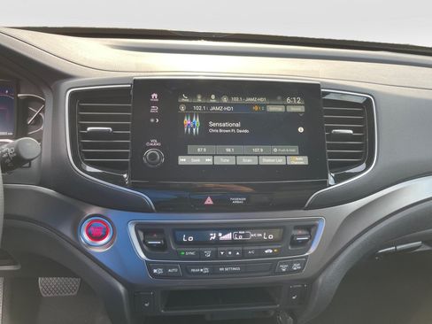 Used 2024 Honda Passport EX-L image 17
