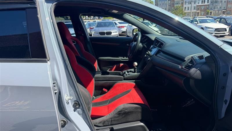 Used 2019 Honda Civic Type R image 6