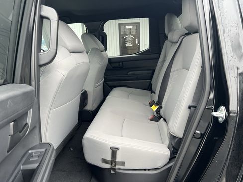 Used 2025 Toyota Tacoma SR5 image 12