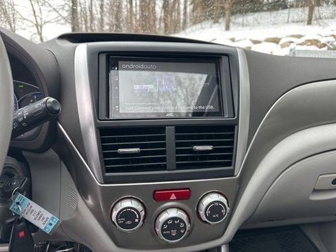 Used 2010 Subaru Forester 2.5X Limited image 19