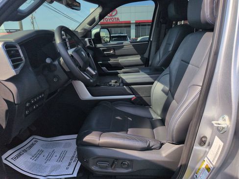 Used 2023 Toyota Tundra Platinum AWD/4WD image 9
