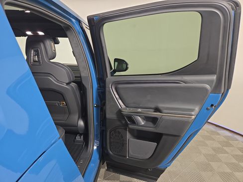 Used 2022 Rivian R1T Launch Edition AWD/4WD image 19