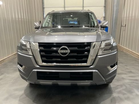Used 2023 Nissan Armada Platinum w/ Captain's Chairs Package AWD/4WD image 5