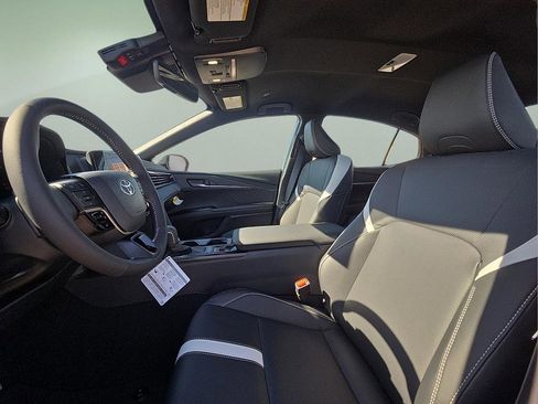 Used 2026 Toyota Camry SE w/ Convenience Package image 18