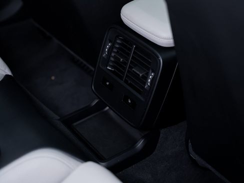 Used 2021 Porsche Taycan Turbo w/ Premium Package image 67