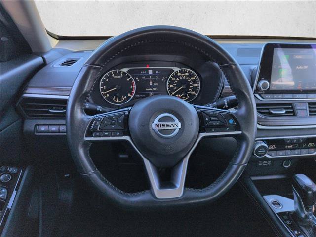 Used 2022 Nissan Altima 2.5 SL FWD image 13