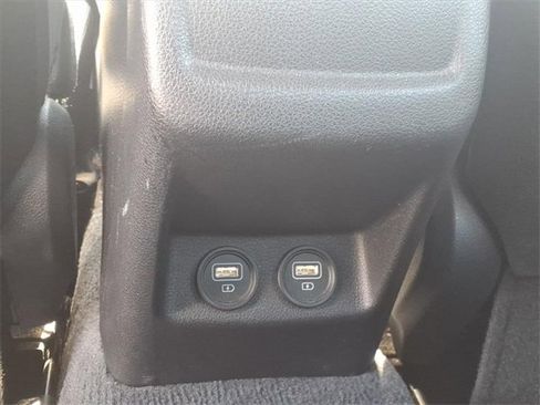 Used 2022 Kia K5 LXS image 18