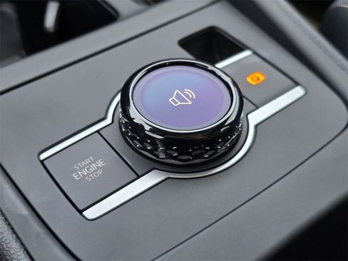 New 2026 Volkswagen Tiguan SE R-Line image 17