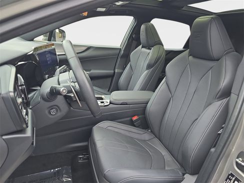 Certified 2025 Lexus NX 450h+ F Sport image 15