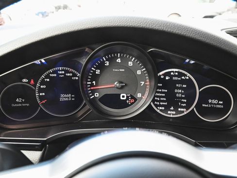 Used 2023 Porsche Cayenne image 16