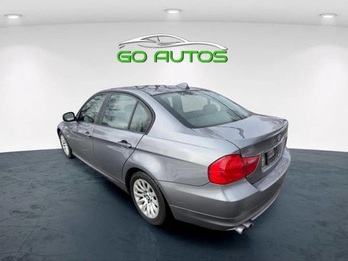 Used 2009 BMW 328i xDrive Sedan image 4