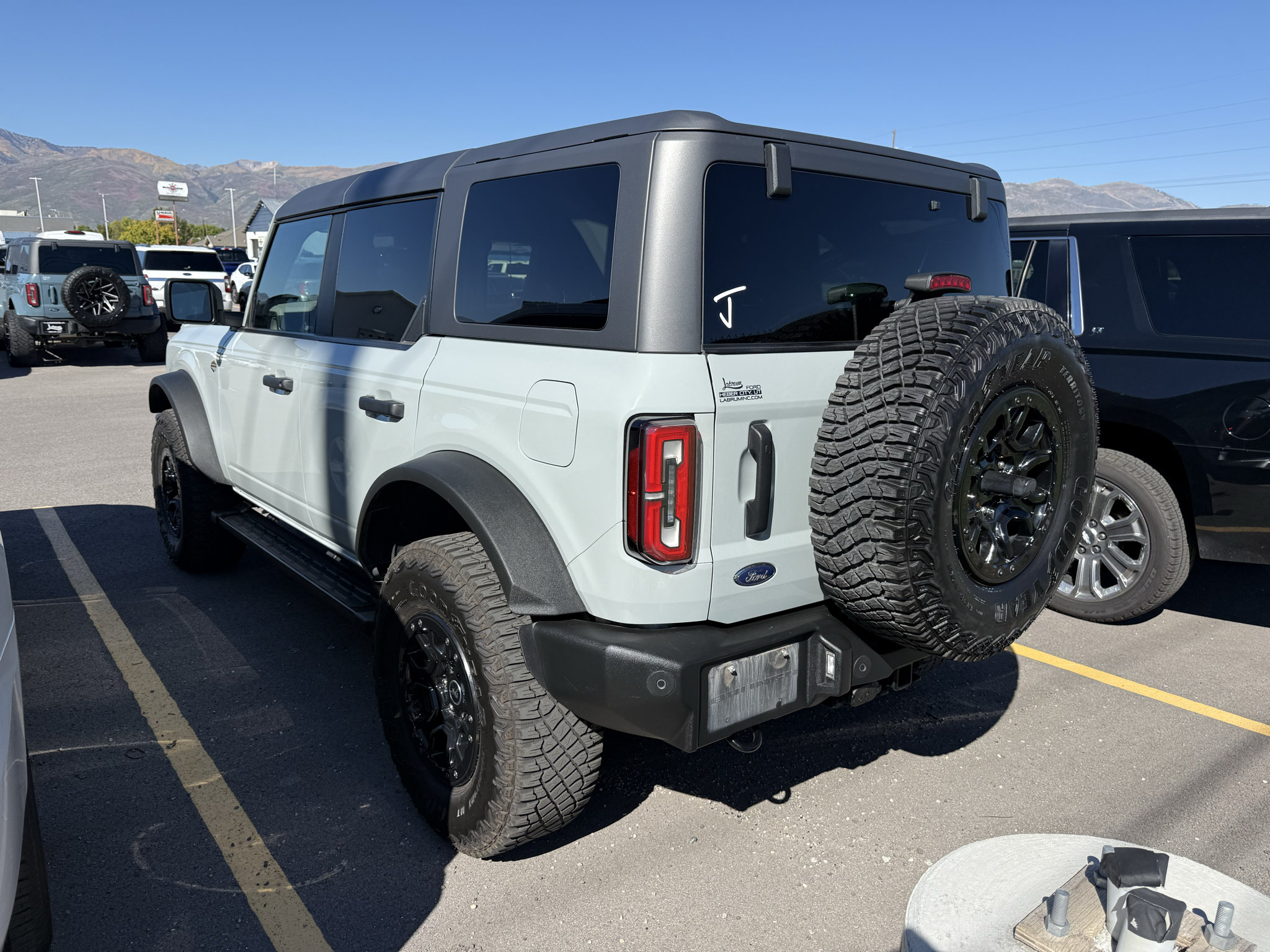 Used 2023 Ford Bronco Wildtrak AWD/4WD image 5