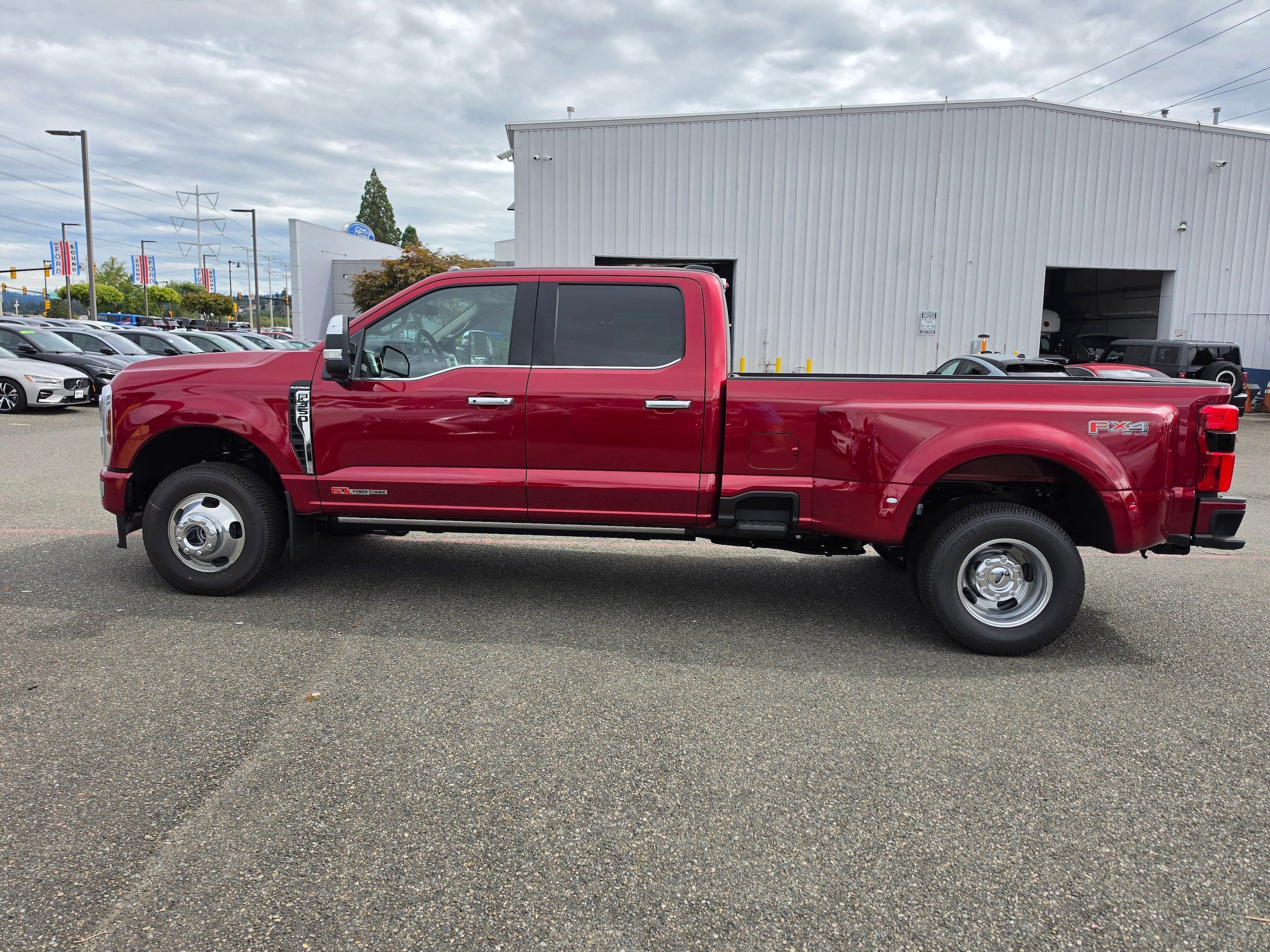 New 2026 Ford F350 Platinum w/ Platinum Plus Package AWD/4WD image 8
