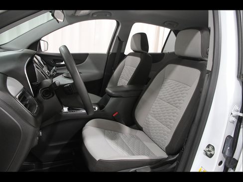 Certified 2021 Chevrolet Equinox LS AWD/4WD image 5