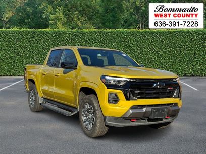 Used 2023 Chevrolet Colorado Z71 w/ Z71 Convenience Package 2
