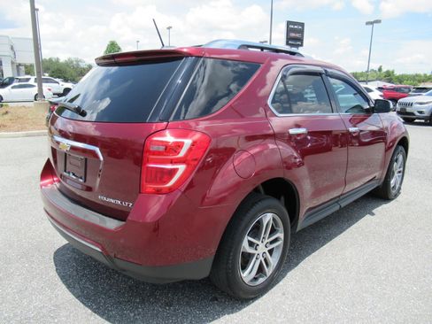 Used 2016 Chevrolet Equinox LTZ w/ Enhanced Convenience Package FWD image 7