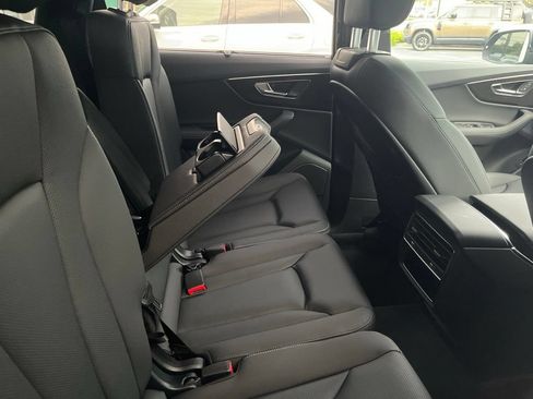 Used 2026 Audi Q7 3.0T Premium Plus w/ Premium Plus Package AWD/4WD image 10