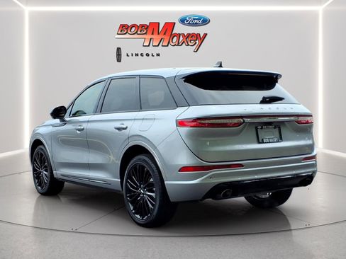 Used 2024 Lincoln Corsair AWD w/ Equipment Group 101A image 6