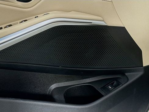 Used 2021 BMW 330i Sedan w/ Convenience Package image 19