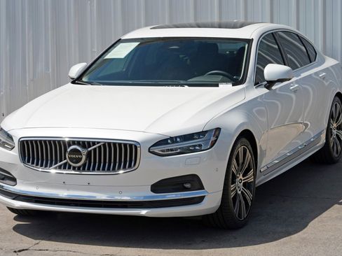 Used 2023 Volvo S90 B6 Plus w/ Protection Package Premier image 50