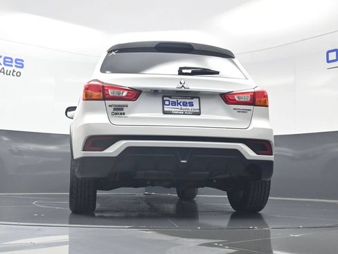 Used 2019 Mitsubishi Outlander Sport LE AWD/4WD image 40