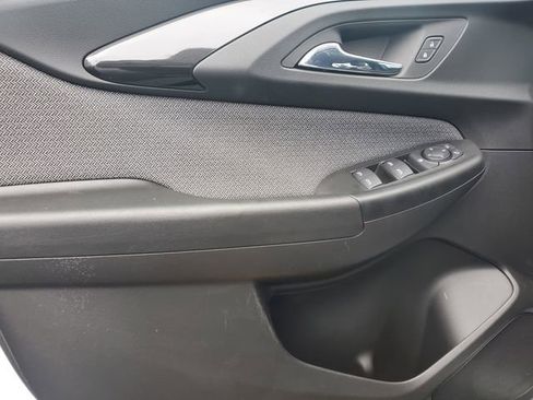 Certified 2021 Chevrolet TrailBlazer LT w/ Premium Seating Package image 19