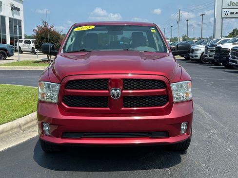 Used 2015 RAM 1500 Express RWD image 2