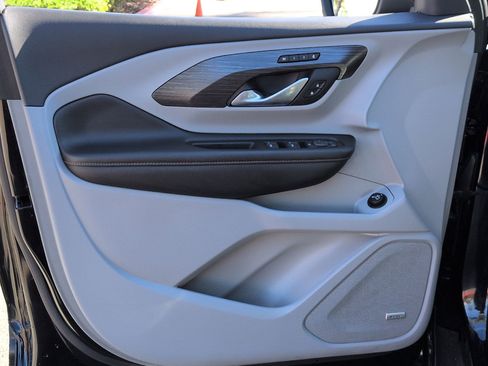 Used 2019 GMC Terrain SLT w/ Preferred Package image 14