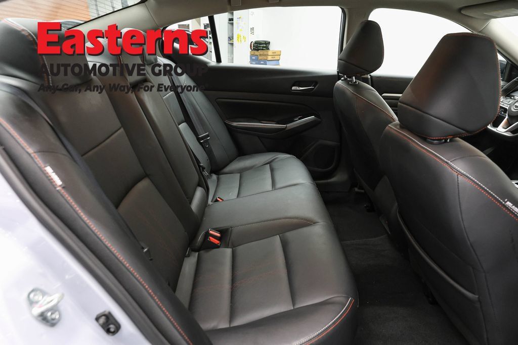 Used 2023 Nissan Altima 2.5 SR w/ SR Premium Package FWD image 23