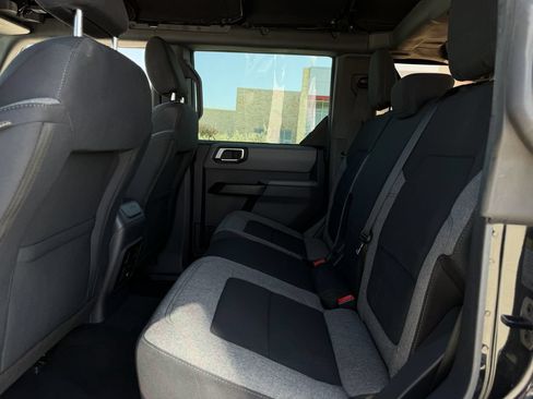 Used 2021 Ford Bronco 4-Door AWD/4WD image 25