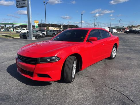 Used 2022 Dodge Charger SXT image 6