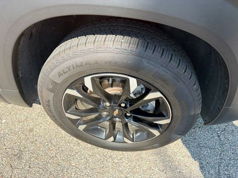 Used 2022 Chevrolet TrailBlazer LT AWD/4WD image 10