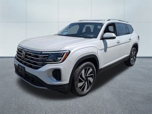 New 2025 Volkswagen Atlas SEL image 7