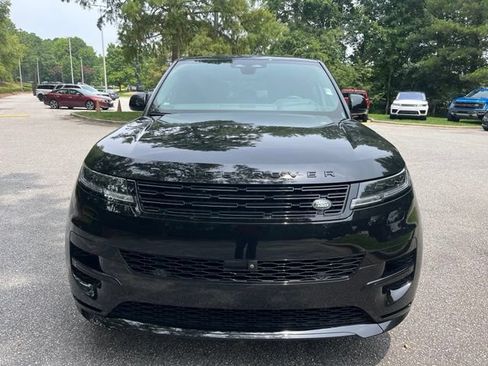 Certified 2025 Land Rover Range Rover Sport Dynamic SE AWD/4WD image 3