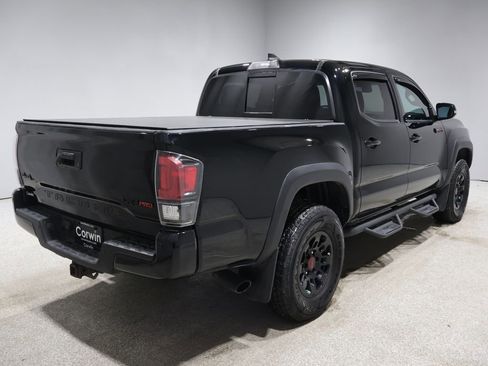 Used 2019 Toyota Tacoma TRD Pro image 2