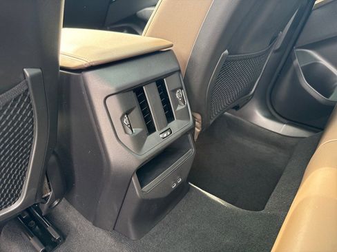 New 2025 BMW X3 xDrive30i w/ Convenience Package image 12