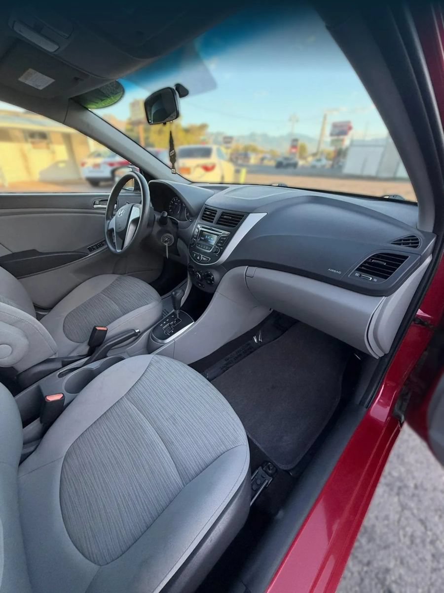 Used 2017 Hyundai Accent SE FWD image 14