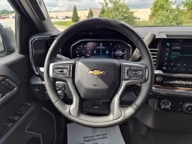 Used 2024 Chevrolet Silverado 1500 LT AWD/4WD image 18