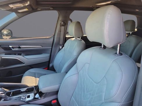 Used 2023 Kia Telluride SX X-Line image 9