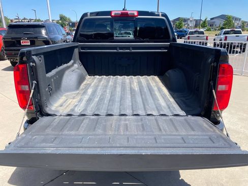 Used 2018 Chevrolet Colorado Z71 w/ Z71 Midnight Edition AWD/4WD image 23