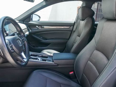 Used 2019 Honda Accord Sport image 14