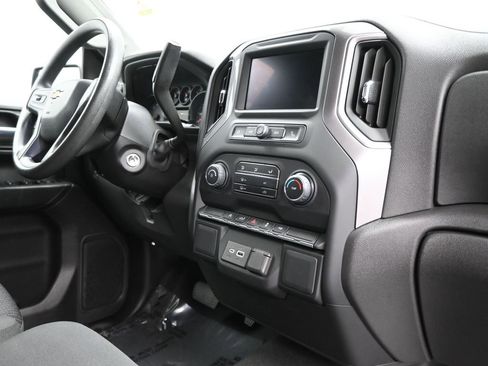 Used 2022 Chevrolet Silverado 1500 Custom image 21