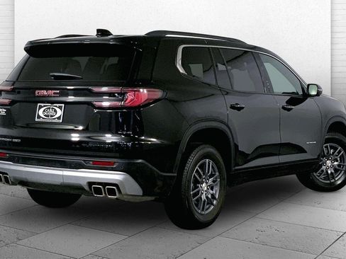 Used 2025 GMC Acadia Elevation AWD/4WD image 13