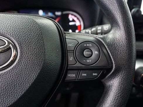 Used 2023 Toyota RAV4 XLE image 18